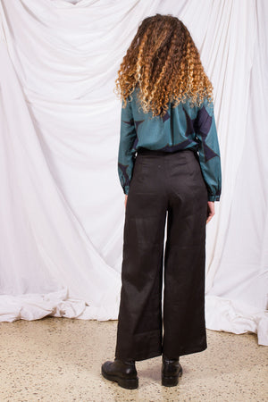 Classic Pants- Black Linen